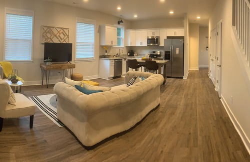 Easley House | 3-bedroom bungalow in charming Easley with AC, WiFi