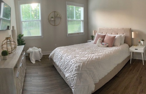 Easley House | 3-bedroom bungalow in charming Easley with AC, WiFi