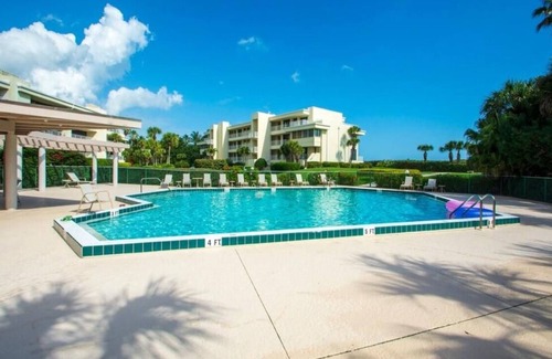 Orchid Island Condo | 3-bedroom condo in peaceful Indian River Shores w/penthouse views sunset/sunrise
