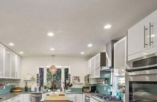 San Juan Capistrano Condo | 3 Bedroom Condo L-460781 by Houzlet