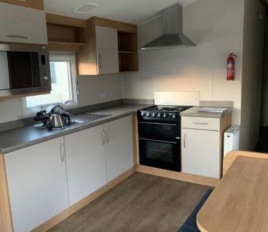 Dymchurch Resort | 3 Bedroom Caravan, New Beach Holiday Park
