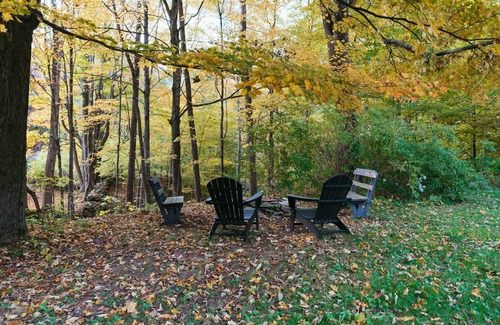 Livingston Manor House | 3 Bedroom Catskills Farmhouse in Livingston Manor w Hot Tub