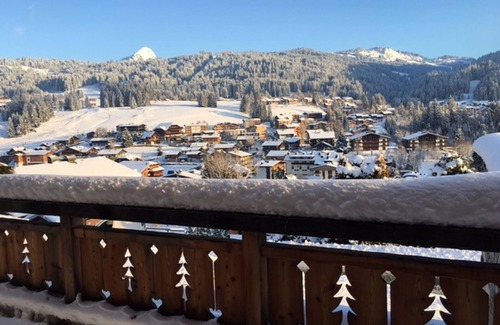 Les Gets Apartment | 3-Bedroom Chalet - Sauna & Gym - Sleeps 8