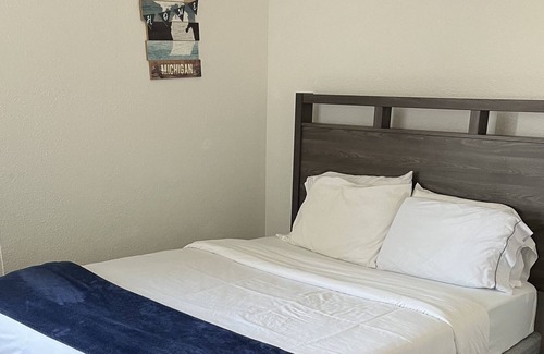 Grandville Apartment | 3 bedroom comfort style