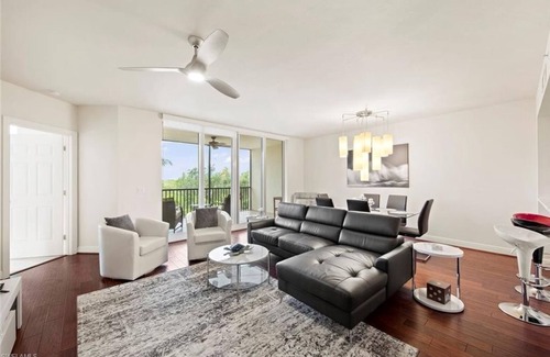 Hammock Bay Condo | 3 Bedroom Condo 96627 by Houzlet
