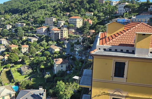 Camogli Condo | 3-bedroom condo, full kitchen, 1leaving room 1 bathroom, balcony great view