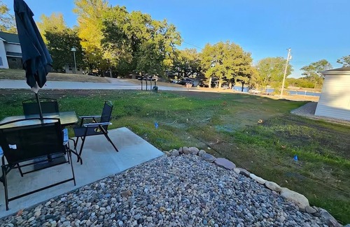 Spirit Lake Condo | 3-bedroom Condo in Spirit Lake with AC, WiFi, two large TVs, close to the lake