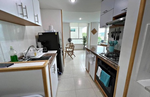 Comuna 4 Apartment | 3 bedroom condo with pool, gym & more! space close Mall & Tairona Park.