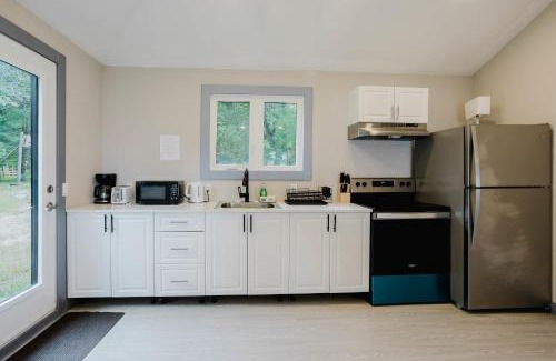 Carling House | 3-Bedroom Cottage #10 - Sand Bay