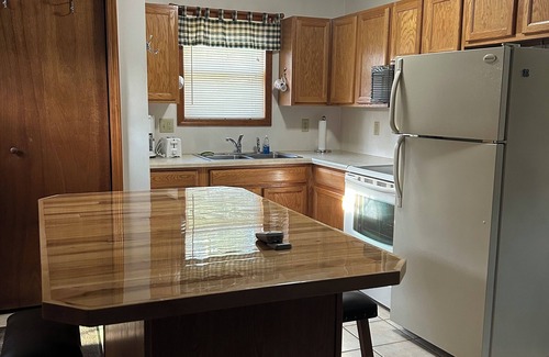 Baldwin Cabin | 3 Bedroom Cottage near Wolf Lake in Baldwin Michigan.