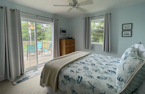 Bouvet Island Cottage | 3 Bedroom Cottage With Country Views, Minutes To Cavendish and Beaches