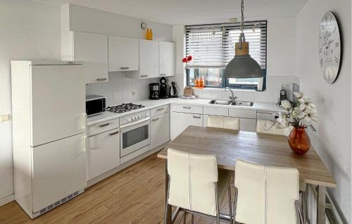 Lemmer House | 3 Bedroom Cozy Home In Lemmer