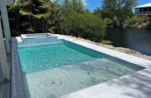 Plantation Key House | 3-bedroom cozy pool home in exclusive Venetian Shores, Islamorada .