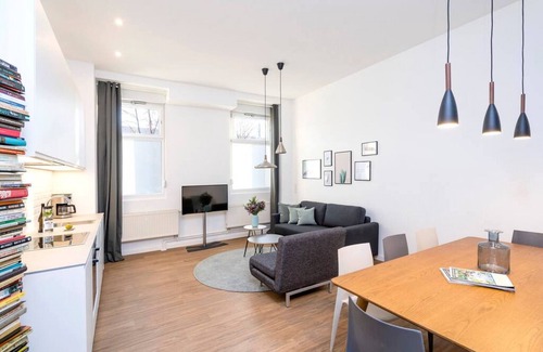 Mitte Apartment | 3-Bedroom Apartment (110sqm) with Terrace & Garden(1)
