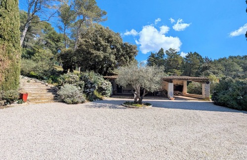 Roquefort-la-Bedoule House | 3-bedroom house, absolute calm, swimming pool, tennis court, parking, calanques