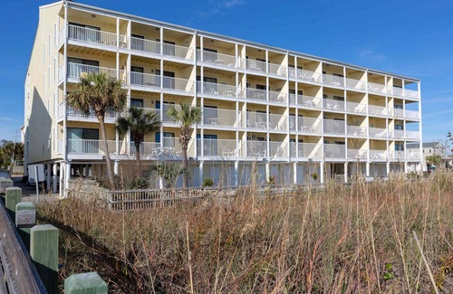 Atlantic Beach Condo | 3-bedroom FULL CONDO North Myrtle Beach May 31 to June 6 WEEK