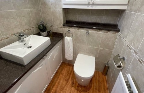 Marley Hill House | 3 Bedroom Spacious House in Sunniside Near Newcastle