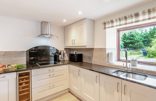 Saltburn-by-the-Sea Cottage | 3 bedroom accommodation in Liverton, near Staithes