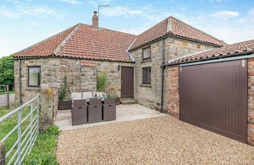 Saltburn-by-the-Sea Cottage | 3 bedroom accommodation in Liverton, near Staithes