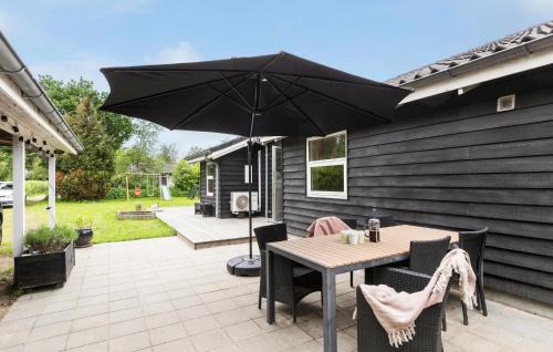 Øer Strand House | 3 Bedroom Gorgeous Home In Ebeltoft