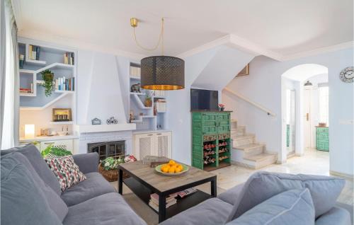 Hinojosa del Duque House | 3 Bedroom Gorgeous Home In Estepona