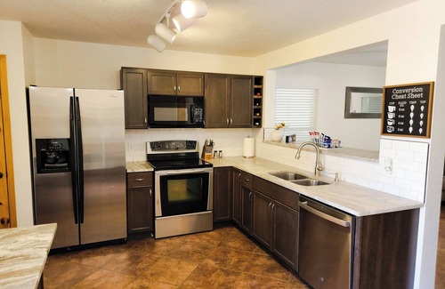 Julian Ranch House | 3 bedroom home away from home. Minutes from DMAFB and downtown Tucson