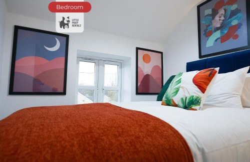 Yardley Hastings House | 3 Bedroom Home By Littlepiggyrentals Short Lets & Serviced Accommodation Northampton With Parking & Wi-Fi