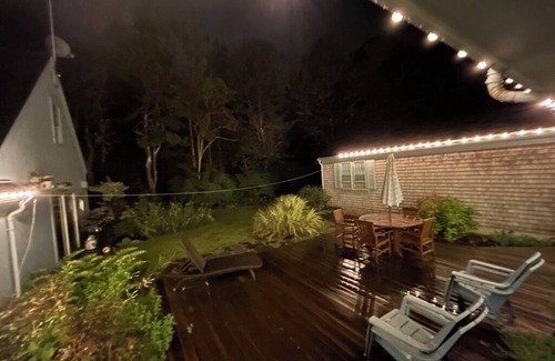Osterville House | 3-bedroom home in heart of Osterville, quite neighborhood - 1 summer week left