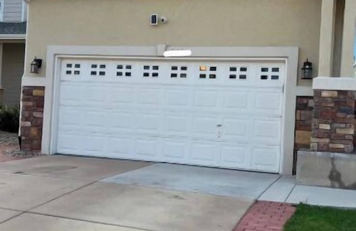 Colorado Springs House | 3 bedroom house 5 minutes away from the airport in Colorado Springs all for you.