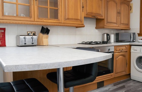 Dundee Apartment | 3 Bedroom House by Central Serviced Apartments