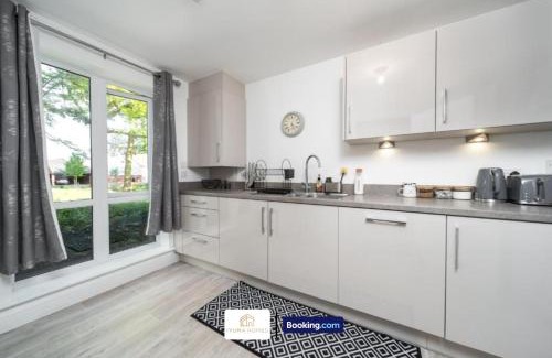 Ashford House | 3 Bedroom House By The Yuma Homes Short Lets & Serviced Accommodation In Kent With Wifi & Parking