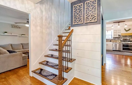 Elizabethtown House | 3-bedroom house in Etown with fenced in backyard