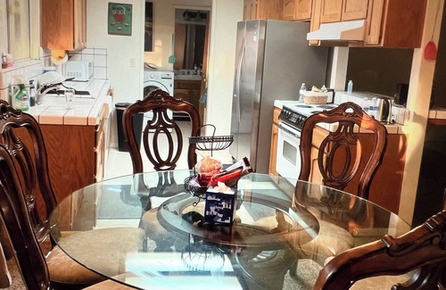Squaw Valley House | 3-bedroom house in fantastic Yokuts Valley with AC, WiFi