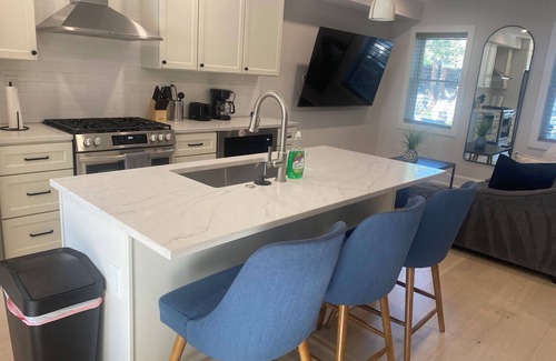 Trinidad House | 3-bedroom House in Awesome Washington D.C. with Deck