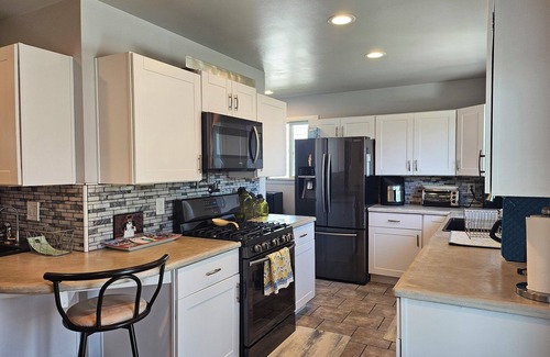 Billings House | 3-bedroom house in awesome Billings with AC, fitness room