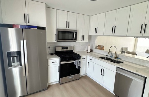 Town Center House | 3-bedroom house in awesome Kennesaw! 5 minute drive to KSU! Great location…