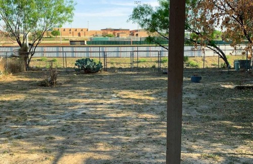 Eagle Pass House | 3-bedroom house in beautiful Eagle Pass with WiFi