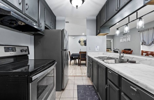 Vallejo Hotel | 3-bedroom house in brilliant Vallejo with WiFi, AC. Enjoy your stay