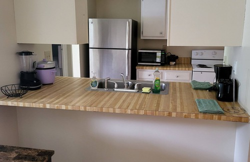 Snellville House | 3-bedroom house in charming Snellville with AC