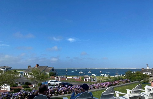 North Chatham House | 3-bedroom house in charming North Chatham with AC, WiFi. Enjoyable getaway