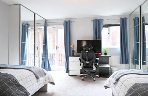Euston House | 3 Bedroom House in Euston, Patio & BBQ