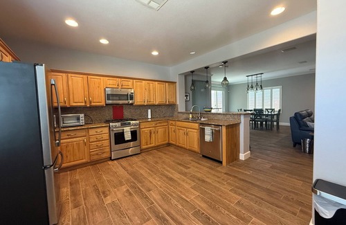 Las Vegas House | 3-bedroom house in Las Vegas with a great backyard