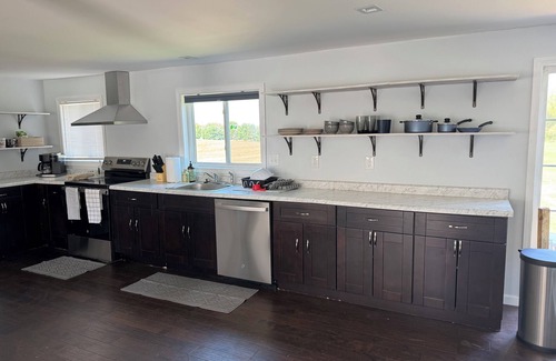Whittaker House | 3-bedroom house in lovely Ann Arbor with AC