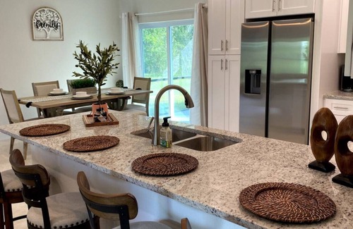North Port House | 3-bedroom house in North Port with AC