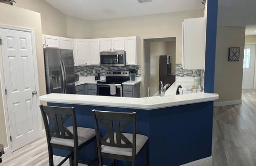 Mariner House | 3-bedroom house in phenomenal Cape Coral with private yard and pool/spa