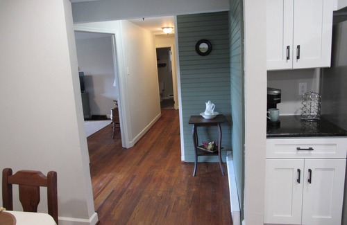 Galax House | 3-bedroom house in serene Galax with AC