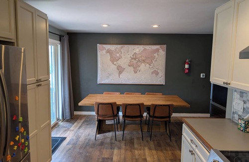 Green Mountain House | 3-bedroom house in tranquil Lakewood with WiFi, AC, and salt water hot tub.