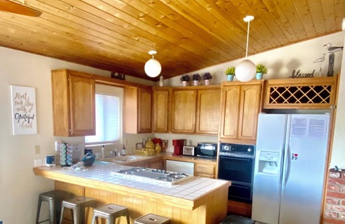 Frazier Park House | 3-bedroom house in Peaceful Frazier Park with AC, WiFi