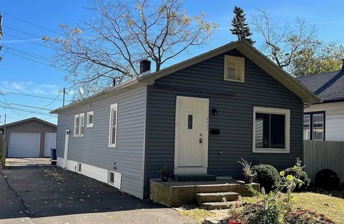 Waukegan House | 3-bedroom house in welcoming Waukegan with WiFi, AC