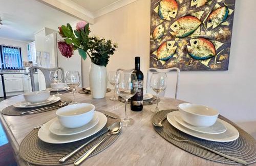 Sandown House | 3 Bedroom house - Sandown